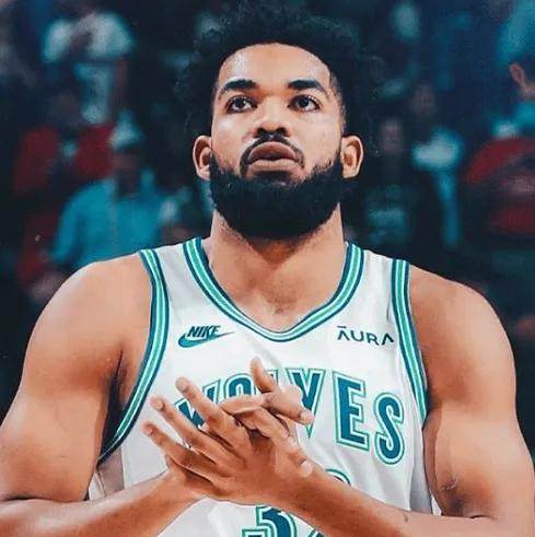 九游体育APP-魔鬼赛程！西部第一森林狼竞争力未来16战见分晓？